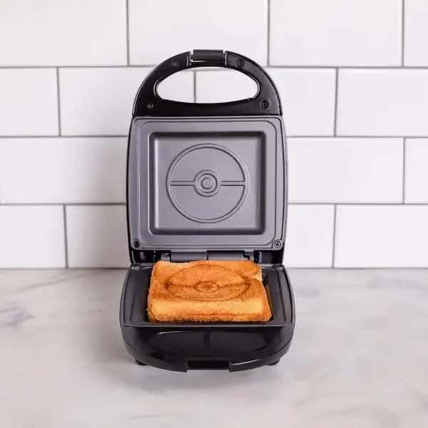 Pokémon Panini Sandwich Maker - Pokeball