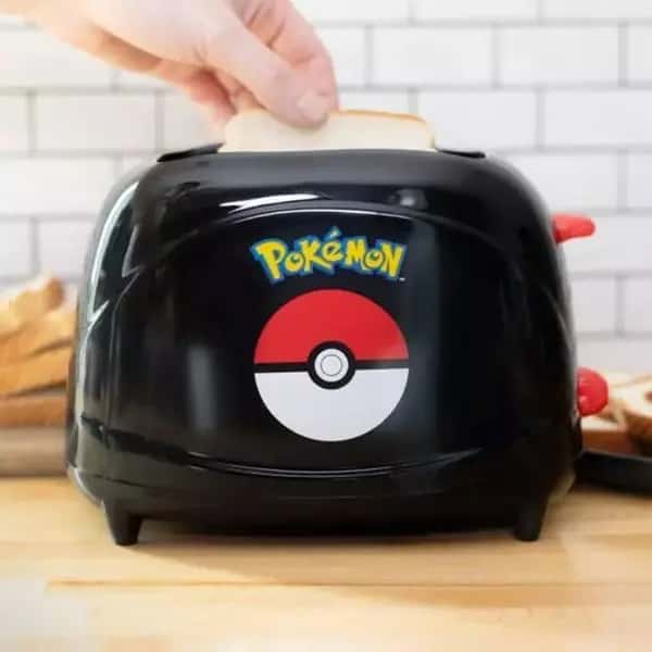 Pokemon Toaster - Pokeball