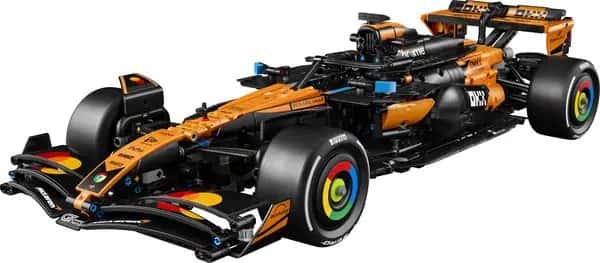 McLaren MCL39 F1 auto