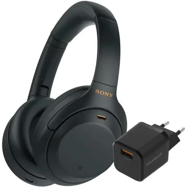 Sony WH-1000XM4 Zwart + BlueBuilt Quick Charge Oplader met Usb A Poort 18W Zwart